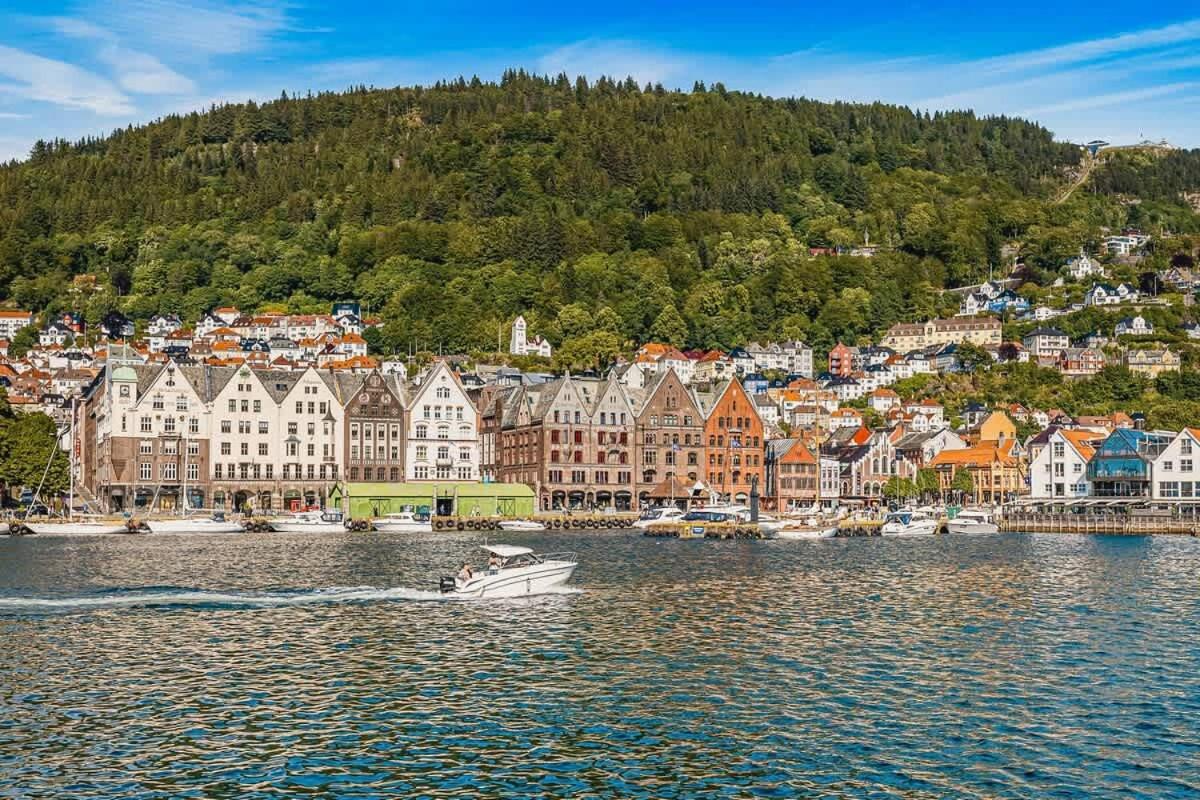 Dinbnb Apartments I Charming 3-Bedroom In The Heart Of The City Bergen Exterior photo